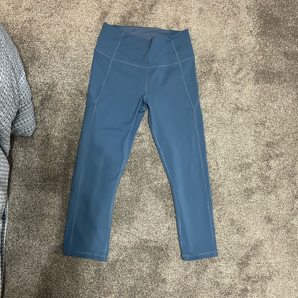 Blue Cropped Under Armour Leggings